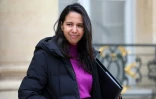 La ministre des Outre-mer, Naima Moutchou, quitte l'Elysée à Paris après la réunion hebdomadaire du Conseil des ministres, le 6 mai 2026
