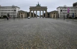 La Pariser Platz quasiment vide face Ă la porte de Brandebourg Ă Berlin le 22 janvier 2021