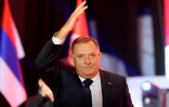 Milorad Dodik, ancien président de la Republika Srpska et dirigeant de l'Union des sociaux-démocrates indépendants (SNSD), assiste au dernier meeting électoral de son parti à Banja Luka, en Bosnie-Herzégovine, le 2 octobre 2026