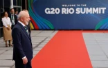 Le président brésilien Luiz Inacio Lula da Silva (g) s'apprête à recevoir les dirigeants du G20, à Rio de Janeiro, au Brésil, le 18 novembre 2024