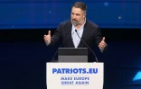 Le chef du parti d'extrême droite espagnol Vox, Santiago Abascal, lors d'un meeting du groupe parlementaire Patriotes pour l'Europe, le 8 février 2025 à Madrid