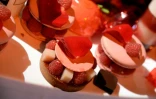Des pâtisseries de Pierre Hermé à Paris le 5 septembre 2013
