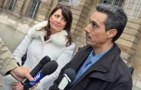 Omar Raddad et son avocate Sylvie Noachovitch devant le ministère de la Justice le 1er décembre 2008 à Paris