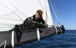 La navigatrice franco-allemande, Isabelle Joschke, Ă bord de son monocoque MACSF, le 30 juillet 2020 au large des cĂ´tes de Lorient