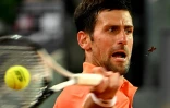 Le Serbe Novak Djokovic contre le Français Gaël Monfils au tournoi de Madrid, le 3 mai 2022  