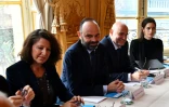 Agnès Buzyn, Edouard Philippe et Laurent Pietraszewski lors de rencontres bilatérales avec syndicats et patronat, le 10 janvier 2020 à Paris