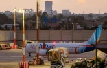 L'avion flydubai Boeing 737 MAX 8 sur le tarmac de l'aéroport de Tel Aviv le 30 septembre 2026