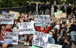 Manifestation contre l'acteur Gérard Depardieu, objet de plaintes pour agression sexuelle, le 25 mai 2023 à Toulouse