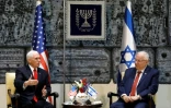 Le président israélien Reuven Rivlin reçoit à Jérusalem le vice-président américain Mike le 23 janvier 2018