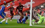 Le but marqué contre son camp par un joueur de Leicester qui aurait permis à Chelsea d'égaliser (1-1) est annulé par la VAR, lors de la finale de la Coupe d'Angleterre, le 15 mai 2021 au stade de Wembley à Londres