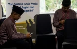 Des lycéens se préparent à participer à l'émission "Syiar Anak Negeri", le 26 mai 2018 à Jakarta