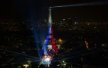 Photo de la Tour Eiffel aux couleurs de la France, prise le 9 juin 2016 lors du concert de David Guetta