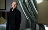 L'ancienne mannequin suédoise Ebba Karlsson, "hameçonnée" pour être présentée au directeur d'une prestigieuse agence française, pose à Paris le 18 mars 2026