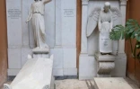 Photo diffuséele 11 juillet 2019 montrant les tombes de deux princesses inhumées au XIXe dans le cimetière teutonique du Vatican