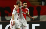 Valère Germain auteur d'un doublé pour Monaco face à l'OM partage sa joie avec Radamel Falcao, le 26 novembre 2016 à Louis-II 