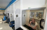 Hank Skinner, un condamné à mort pour meurtre qui clame son innocence, le 25 mai 2022 au parloir de la prison de Livingston, au Texas