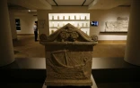 Un sarcophage phénicien exposé au musée national de Beyrouth, le 13 octobre 2016