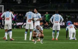 Facundo Medina et les Marseillais dépités après leur défaite contre le PSG lors du Trophée des champions à Koweït City, le 8 janvier 2026 