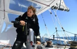 La navigatrice franco-allemande Isabelle Joschke, à bord de son monocoque "MACSF", le 30 juillet 2020 au large de Lorient