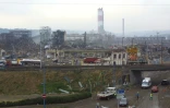 Vue du site de l'usine chimique AZF à Toulouse le 21 septembre 2001 après l'explosion qui a fait 31 morts et 2.500 blessés