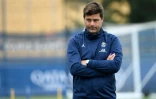L'entraîneur argentin du Paris Saint-Germain, Mauricio Pochettino, dirige une séance au Camp des Loges le 19 août 2021