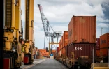 Des conteneurs dans le port de Montréal, le 23 août 2026