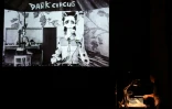 Romain Bermond pendant la répétition de la pièce "Dark Circus" de Stereoptik au festival d'Avignon le 18 juillet 2015