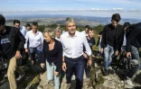 Laurent Wauquiez, vice-président de LR et président de la région Auvergne-Rhône-Alpes, lors de l'ascension du Mont Mézenc en Haute-Loire, le 3 septembre 2017