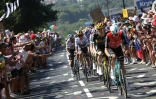 Les leaders du Tour de France dans le final de la 11e étape, le 16 juillet 2025 près de Toulouse