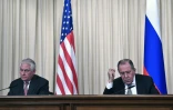 Le ministre russe des Affaires étrangères Sergueï Lavrov et le secrétaire d'Etat américain Rex Tillerson lors d'une conférence de presse à Moscou le 12 avril 2017