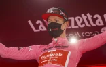 Le Néerlandais Wilco Kelderman conserve son maillot rose à l'issue de la 19e étape du Tour d'Italie, entre Morbegno et Asti, le 23 octobre 2020