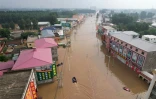 Vue aérienne de Zhuozhou inondée, dans la province du Hebei, le 2 août 2023