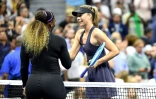L'Américaine Serena Williams (g) et la Russe Maria Sharapova, le 26 août 2019 à New York