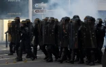 La police anti-émeutes face aux manifestants à Marseille le 5 décembre 2020