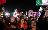 Des partisans du nouveau président mexicain élu Andres Manuel Lopez Obrador fêtent sa victoire à la présidentielle, le 1er juillet 2018 à Mexico