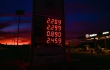 Les prix du carburant dans une station-service de Portiragnes, dans l'Hérault, le 22 septembre 2026