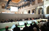 Vue générale d'une session de travail sur les banques et la finance du Sommet "pour un nouveau pacte financier" face au réchauffement climatique, à Paris jeudi 22 juin 2023
