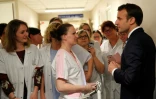 Emmanuel Macron à l'hôpital de Rouen en avril 2018