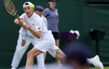 Le Français Ugo Humbert contre le Norvégien Casper Ruud au 2e tour de Wimbledon, le 29 juin 2022 à Londres