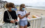La plage de Quiberon le 27 juillet 2020, où un couvre-feu est en vigueur la nuit
