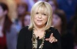 France Gall sur la scène du  grand journal de Canal+ à Paris, le 30 octobre 2012