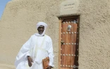 Sane Chirfi, représentant de la famille responsable d'un des tout premiers mausolées vandalisés par les jihadistes à Tombouctou, le 4 février 2016