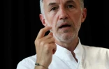 Le député socialiste Emmanuel Grégoire prononce un discours, à Paris, le 22 juin 2025