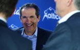 Le PDG du groupe Altice, Patrick Drahi, lors d'un point presse à Paris, le 21 mars 2017
