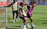 Harry Kane (à droite) et ses coéquipiers du Bayern préparent leur match contre le PSG, lors d'une séance d'entraînement à Munich, le 27 avril 2026 