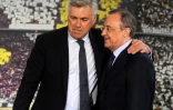 Le nouvel entraîneur du Real Madrid, l'Italien Carlo Ancelotti, et le président du club Florentino Perez, lors de sa présentation officielle, le 26 juin 2013 à Madrid