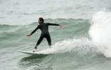 Le surfeur Eric Dargent, le 18 septembre 2016 à Saint-Jean-de-Luz