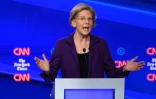 La sénatrice américaine et candidate à l'élection de 2020 Elizabeth Warren lors d'un débat, à Westerville dans l'Ohio, le 15 octobre 2019