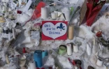 Mémorial en hommage aux victimes du tueur de la mosquée de Québec, le 31 janvier 2017 dans la cité canadienne