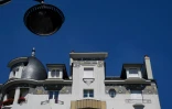 Une mosaïque des frères italiens Isidore et Vincent Odorico sur la façade de l'immeuble Poirier, le 3 août 2018 à Rennes